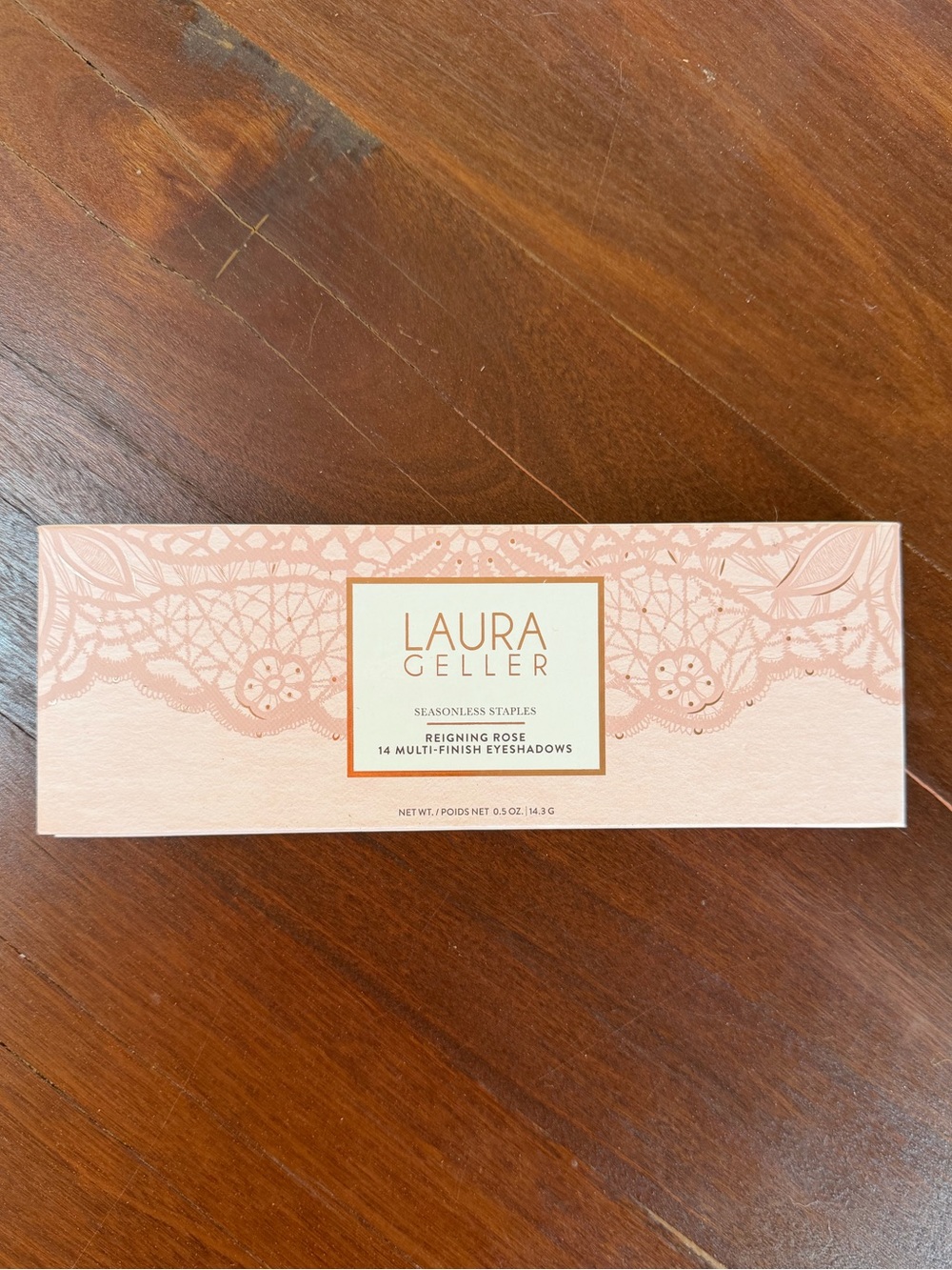 Laura Geller Reigning Rose Eyeshadow Palette - Pale Blush Pink Packaging